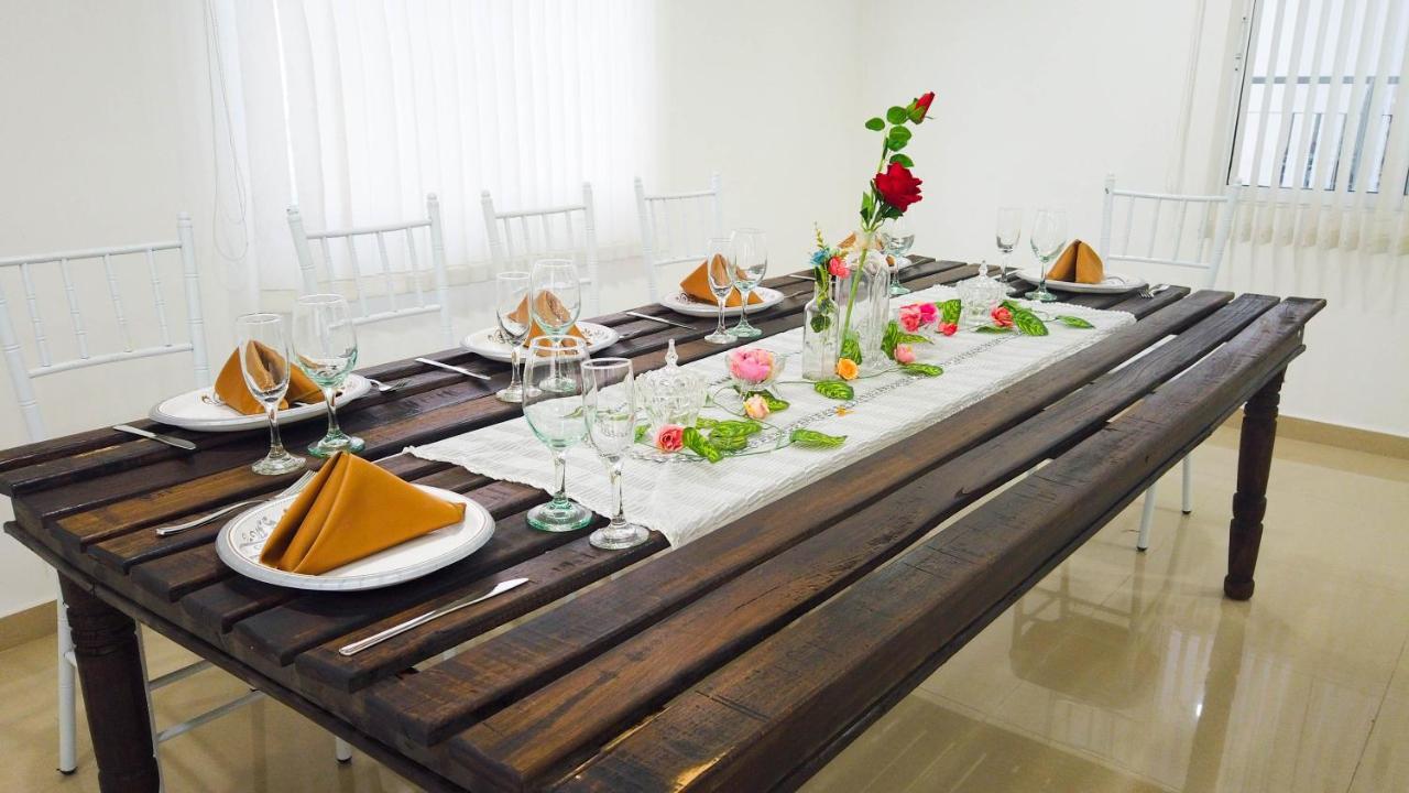Hotel Parque De Los Novios Inn 圣玛尔塔 外观 照片