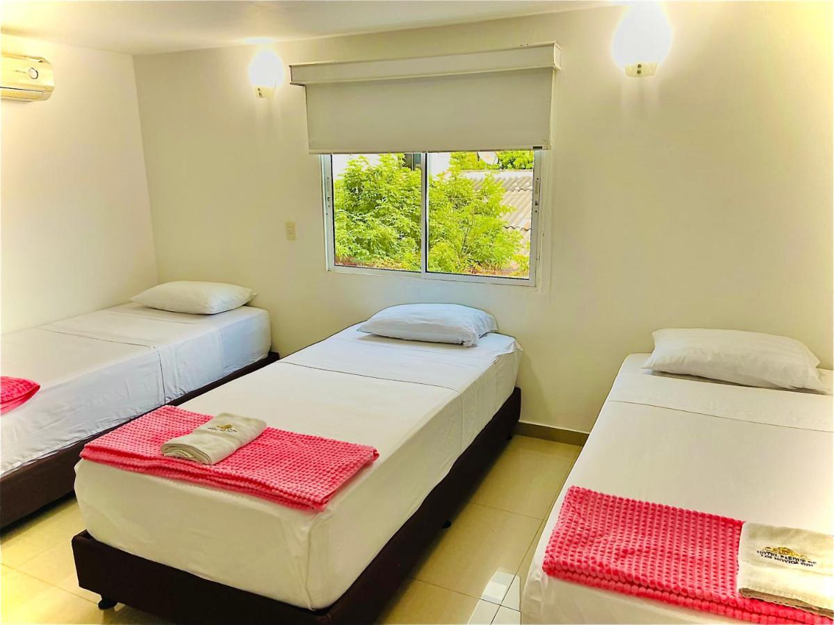 Hotel Parque De Los Novios Inn 圣玛尔塔 外观 照片