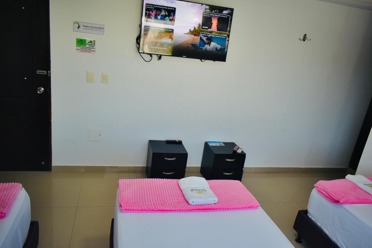 Hotel Parque De Los Novios Inn 圣玛尔塔 外观 照片